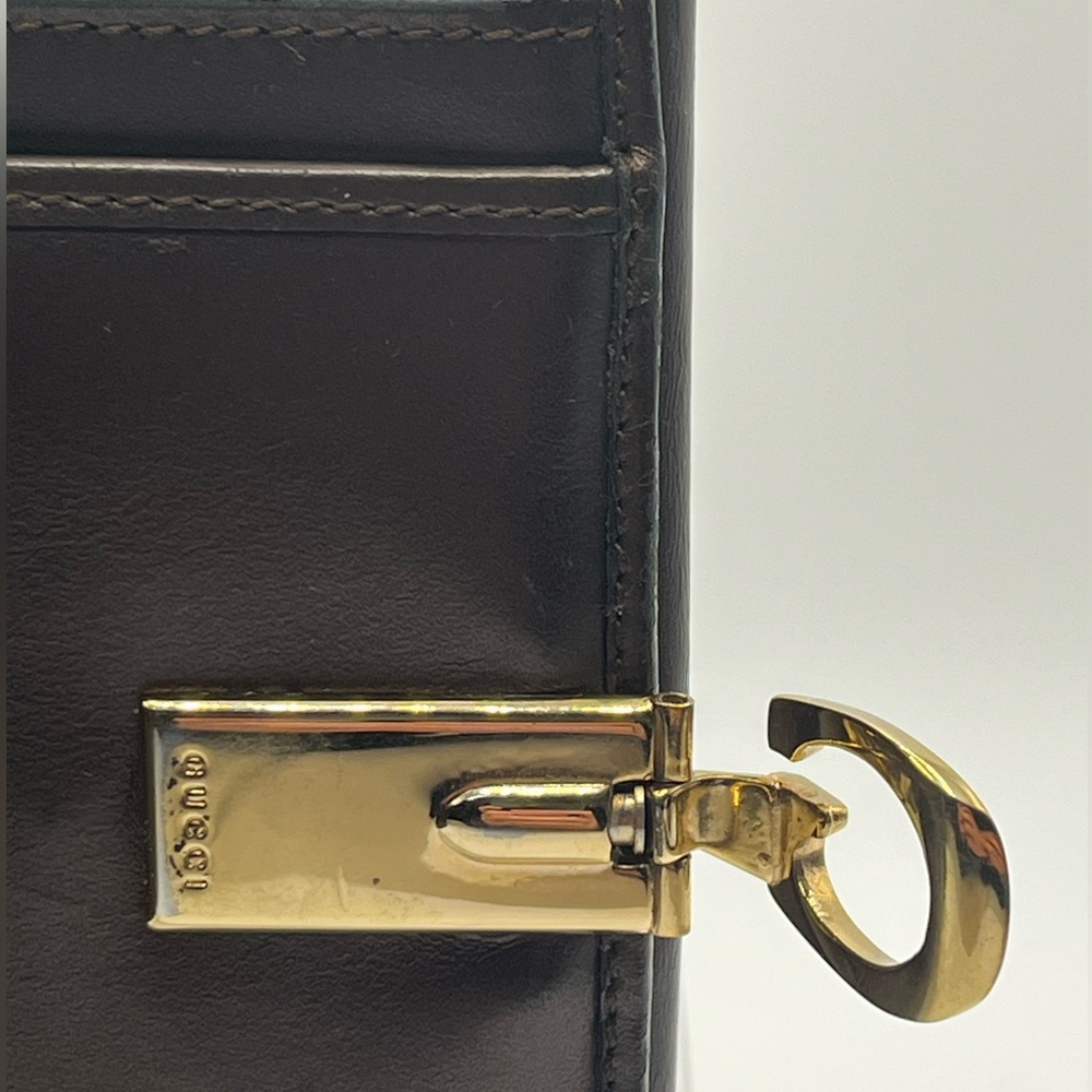 Gucci Brown Leather Wallet with Gold “G” Initial  Clip - Picture 7 of 9